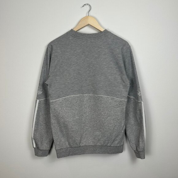 Adidas Originals Center Logo Men's Gray Crewneck Sweatshirt - Size Small - Picture 3 of 8